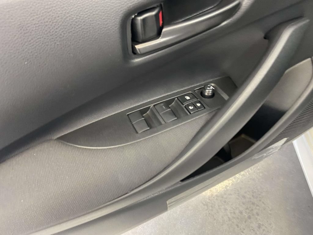 Used 2026 Toyota Corolla LE FWD image 18
