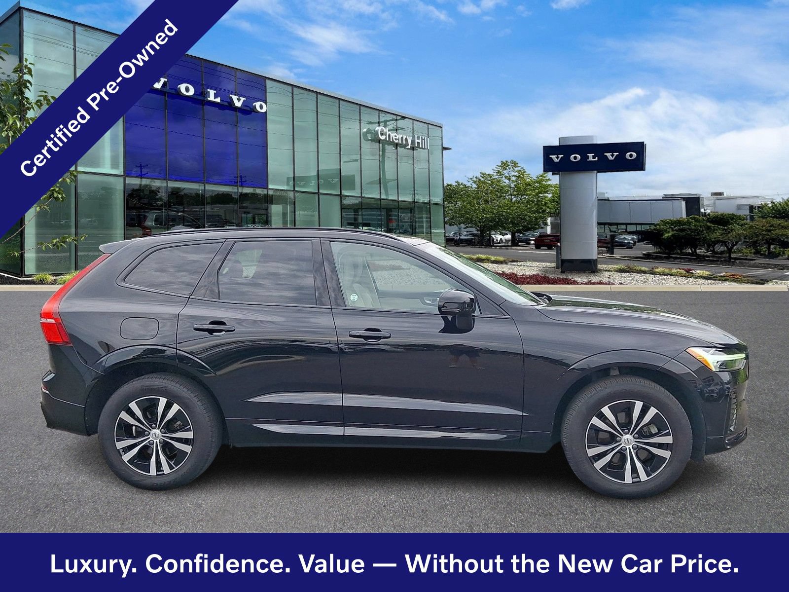 Certified 2024 Volvo XC60 B5 Core w/ Climate Package AWD/4WD image 8