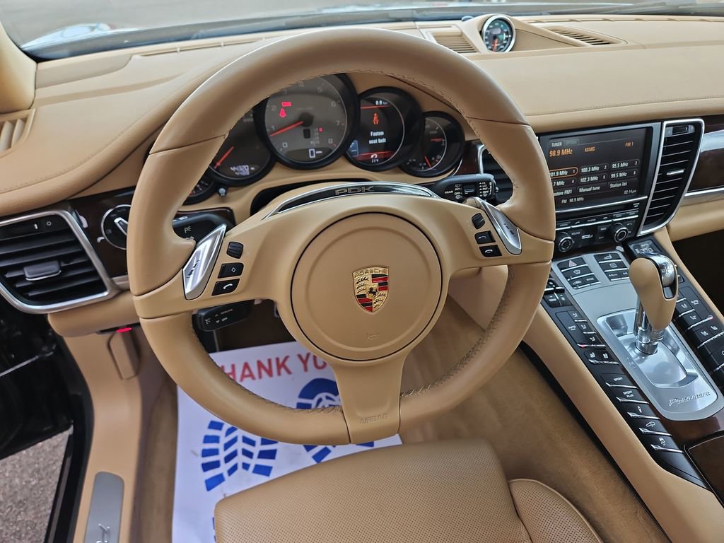 Used 2015 Porsche Panamera 4S image 13