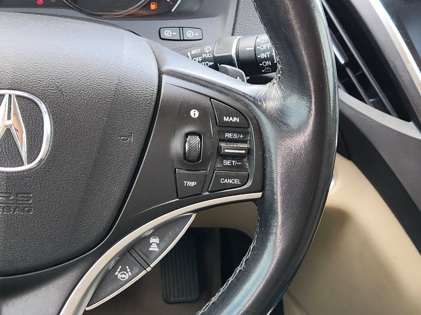 Used 2017 Acura MDX w/ Technology Package FWD image 30