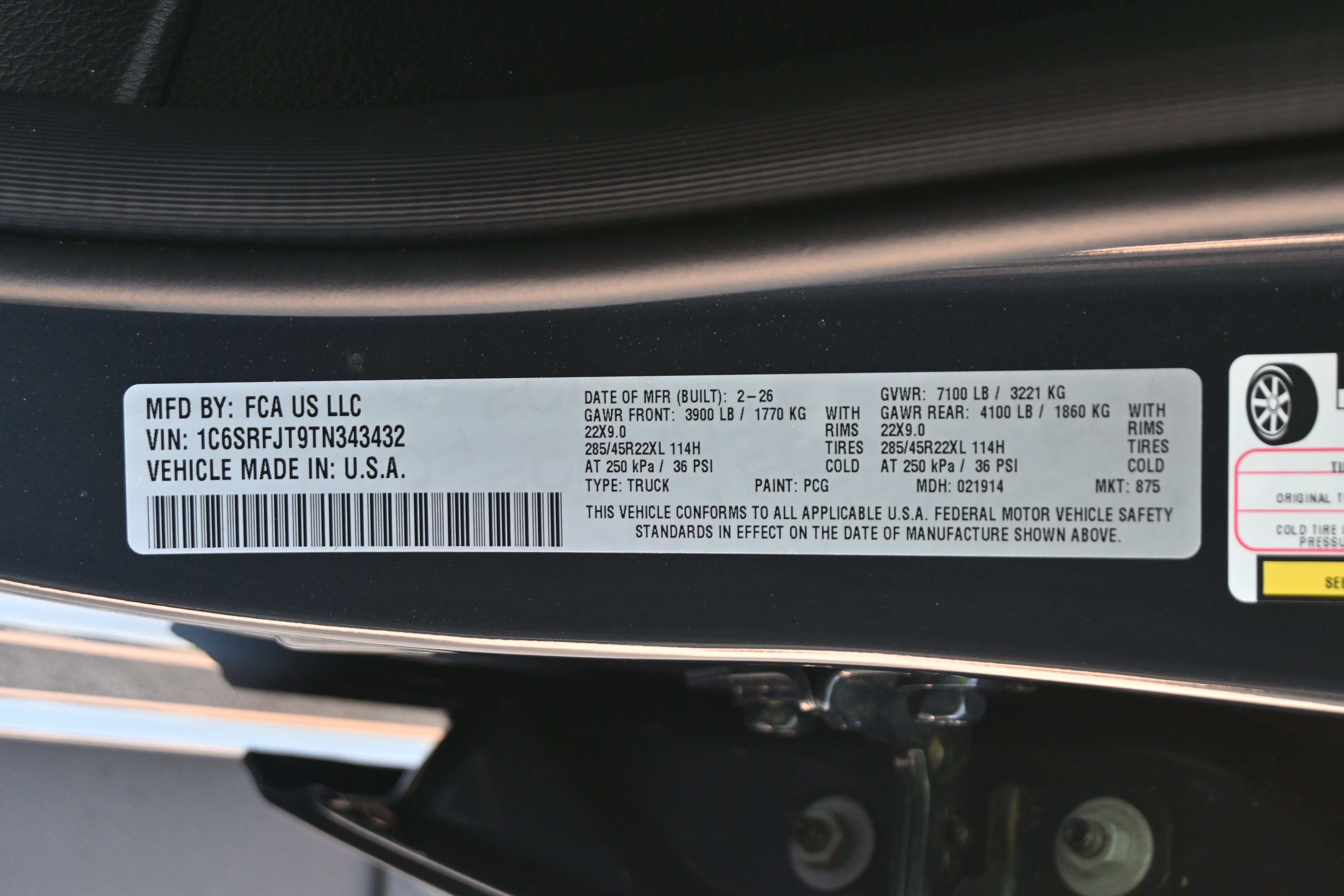 New 2026 RAM 1500 Laramie w/ Night Edition AWD/4WD image 34