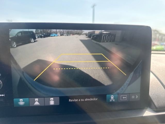 Used 2024 Honda Pilot Touring image 17