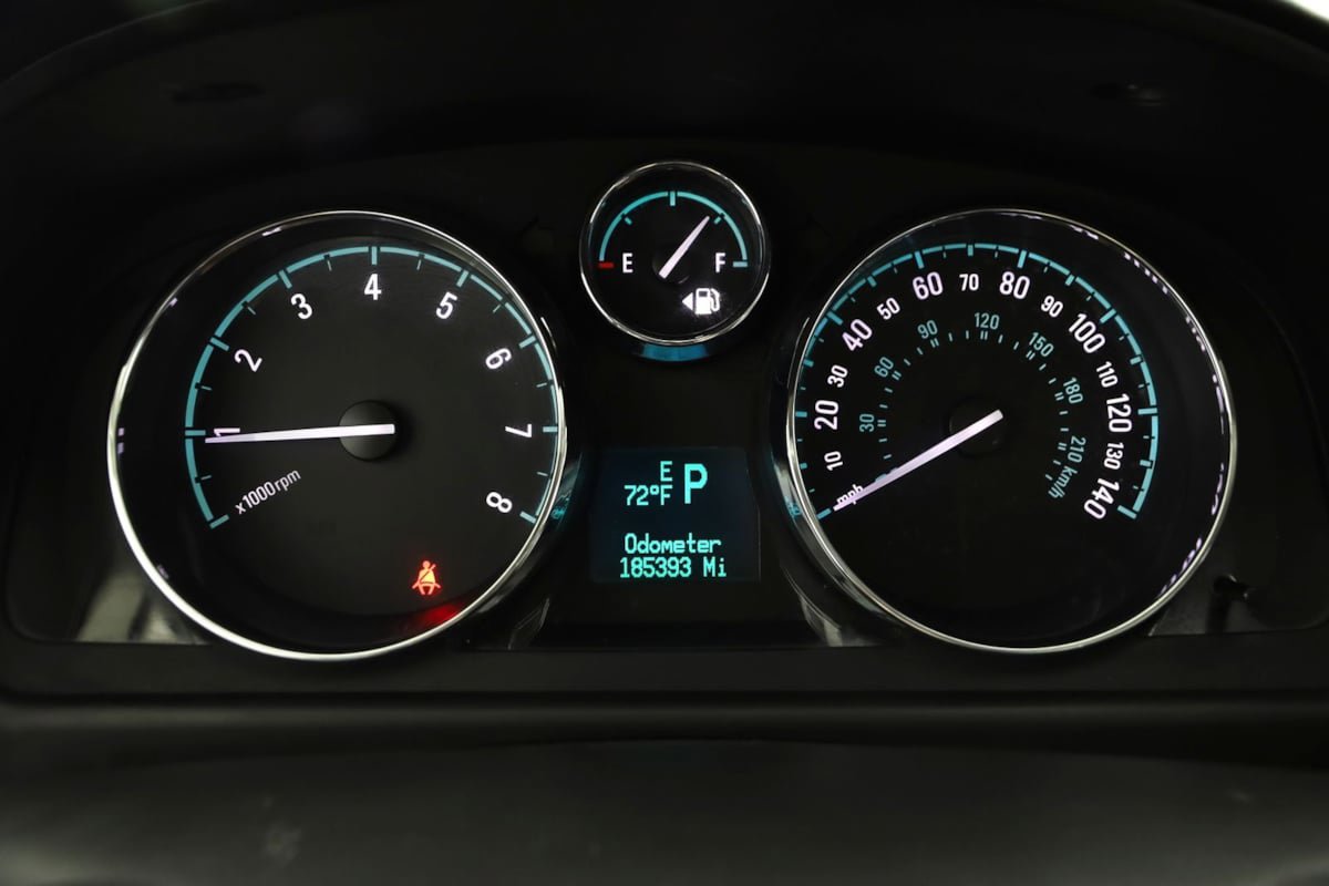 Used 2014 Chevrolet Captiva Sport LT w/ Convenience Package FWD image 14