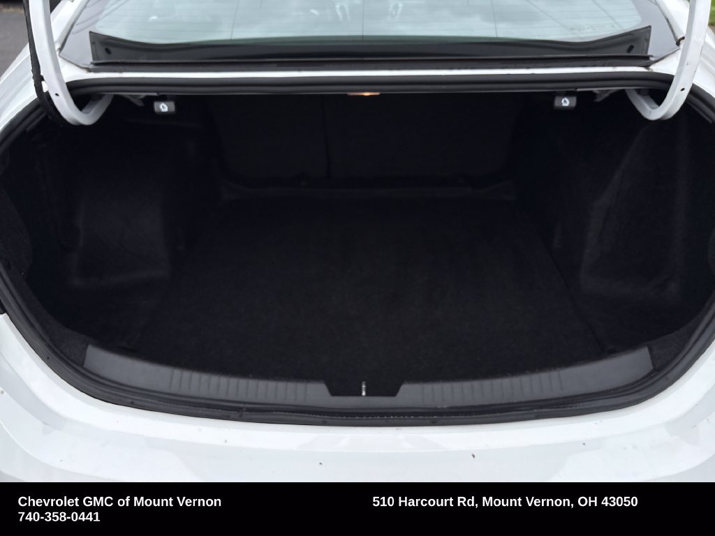 Used 2024 Chevrolet Malibu LT FWD image 27