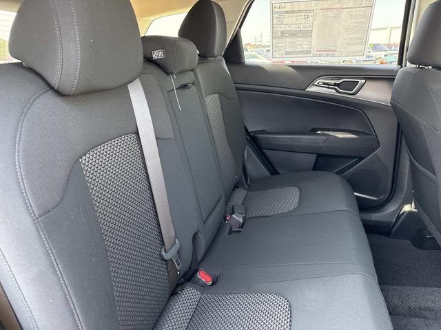New 2026 Kia Sportage LX FWD image 18