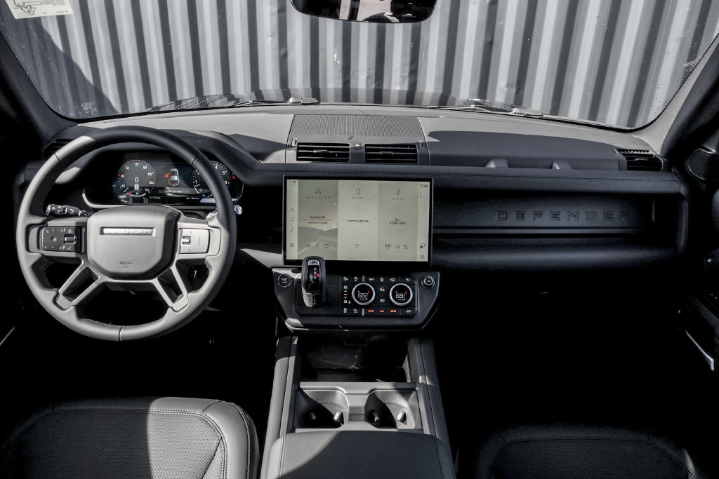 New 2026 Land Rover Defender 110 X-Dynamic SE AWD/4WD image 20