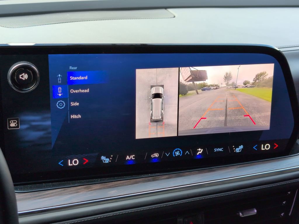 Used 2025 Chevrolet Tahoe Z71 w/ Comfort Package image 6