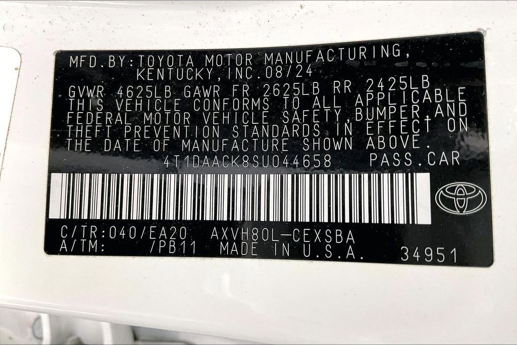 Used 2025 Toyota Camry SE image 43