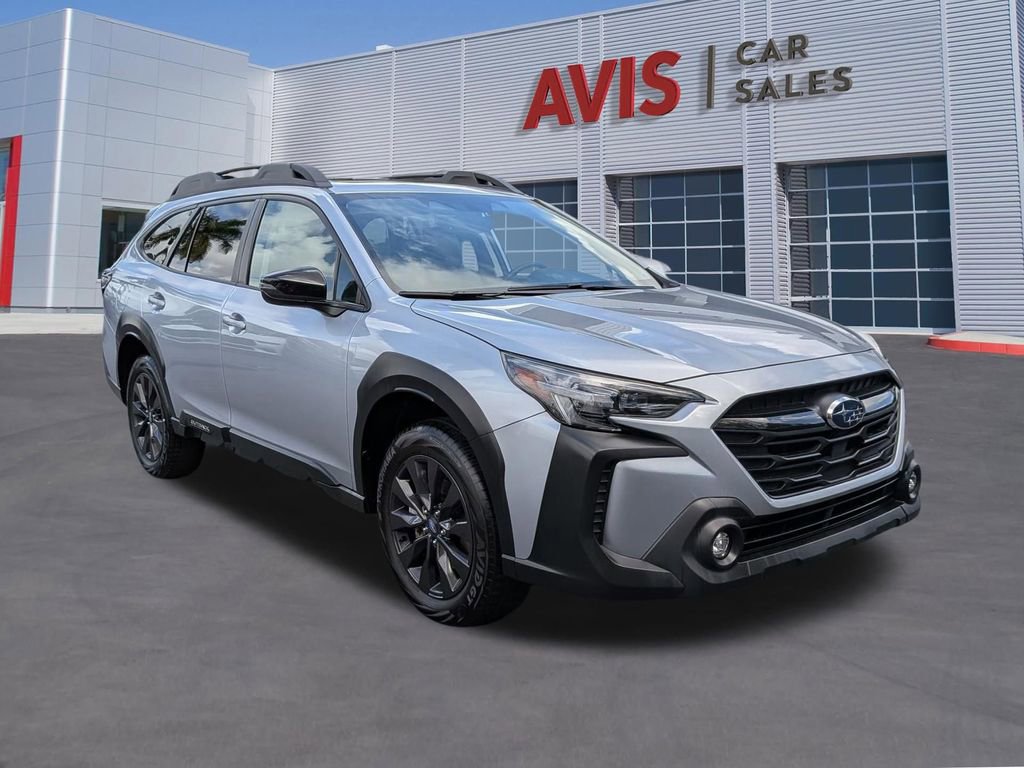 Used 2025 Subaru Outback Onyx Edition image 3