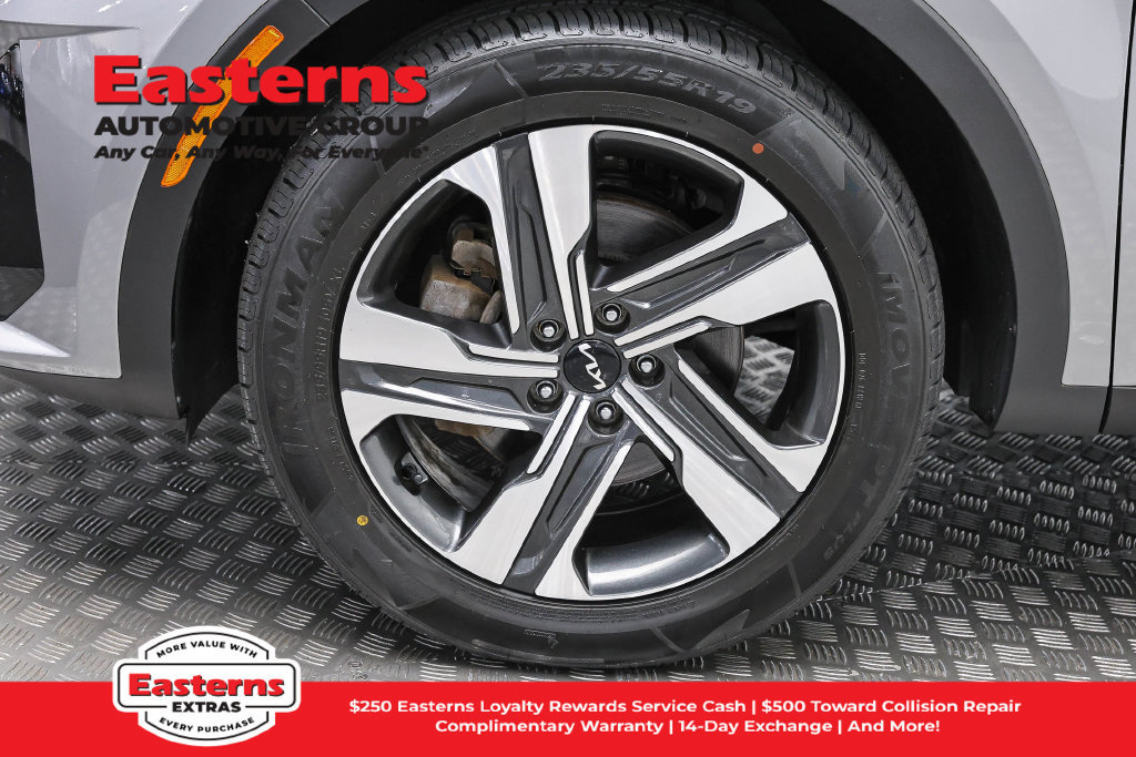 Used 2023 Kia Sorento EX AWD/4WD image 34