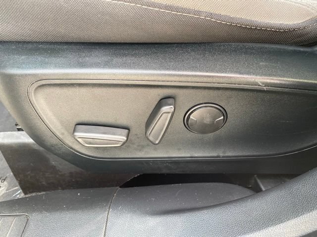 Used 2022 Ford Escape SE w/ SE Sport Appearance Package AWD/4WD image 14