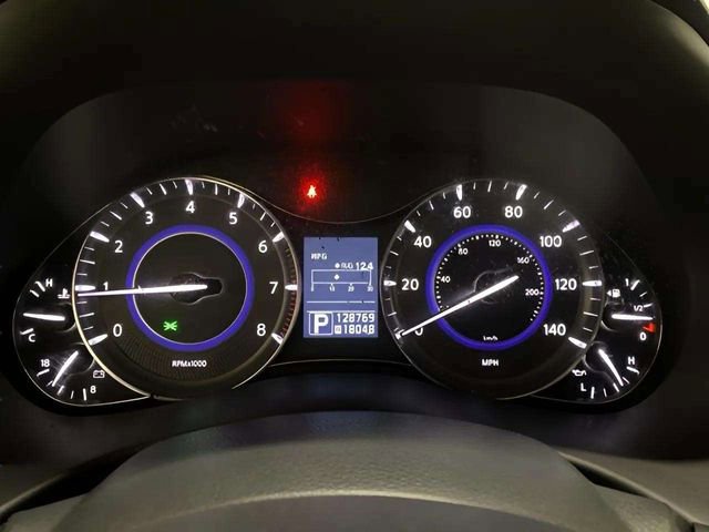 Used 2011 INFINITI QX56 2WD w/ Theater Pkg image 23