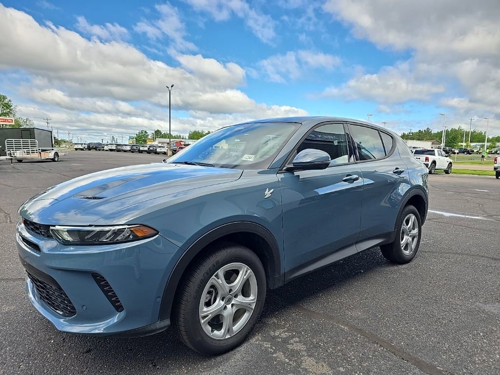 Used 2023 Dodge Hornet GT Plus w/ Tech Pack Plus w/o Parking image 7