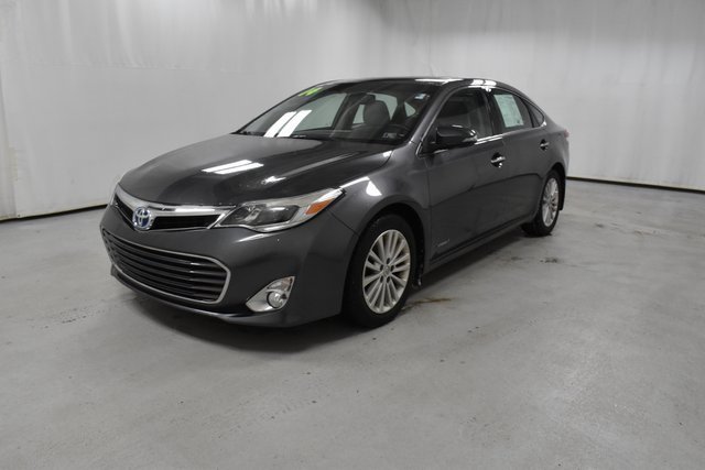 Used 2014 Toyota Avalon Limited video 2