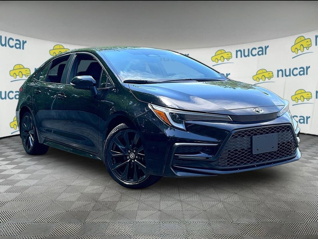 Used 2023 Toyota Corolla SE w/ Carpet Mat Package (TMS) FWD image 1