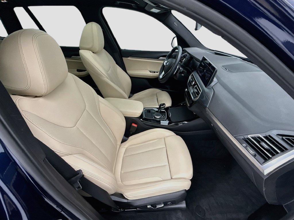 Certified 2024 BMW X3 xDrive30i w/ Premium Package AWD/4WD image 19