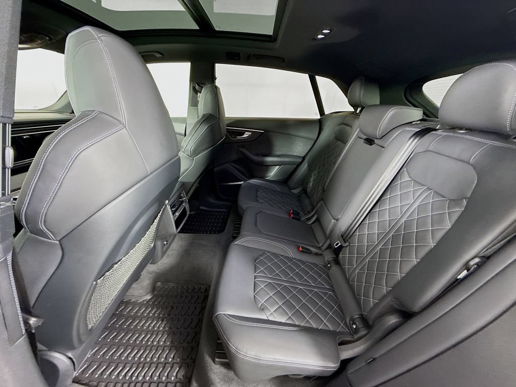 Used 2024 Audi SQ8 Premium Plus AWD/4WD image 26
