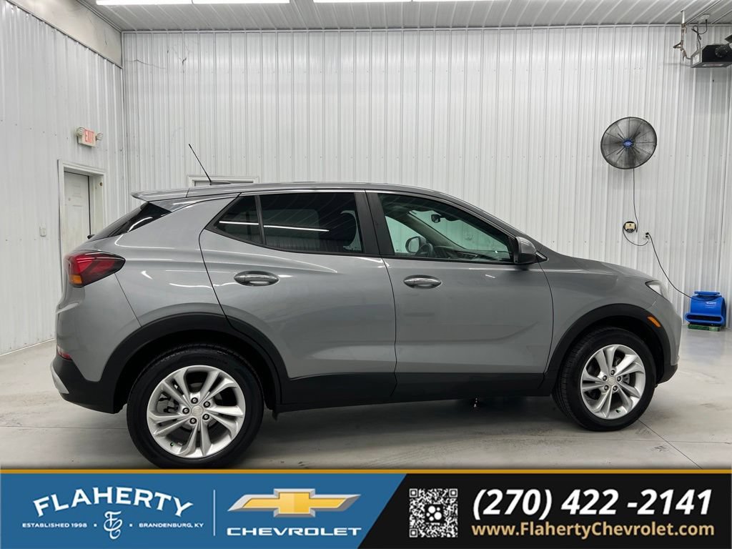Used 2023 Buick Encore GX Preferred w/ Cold Weather Comfort Package AWD/4WD image 2