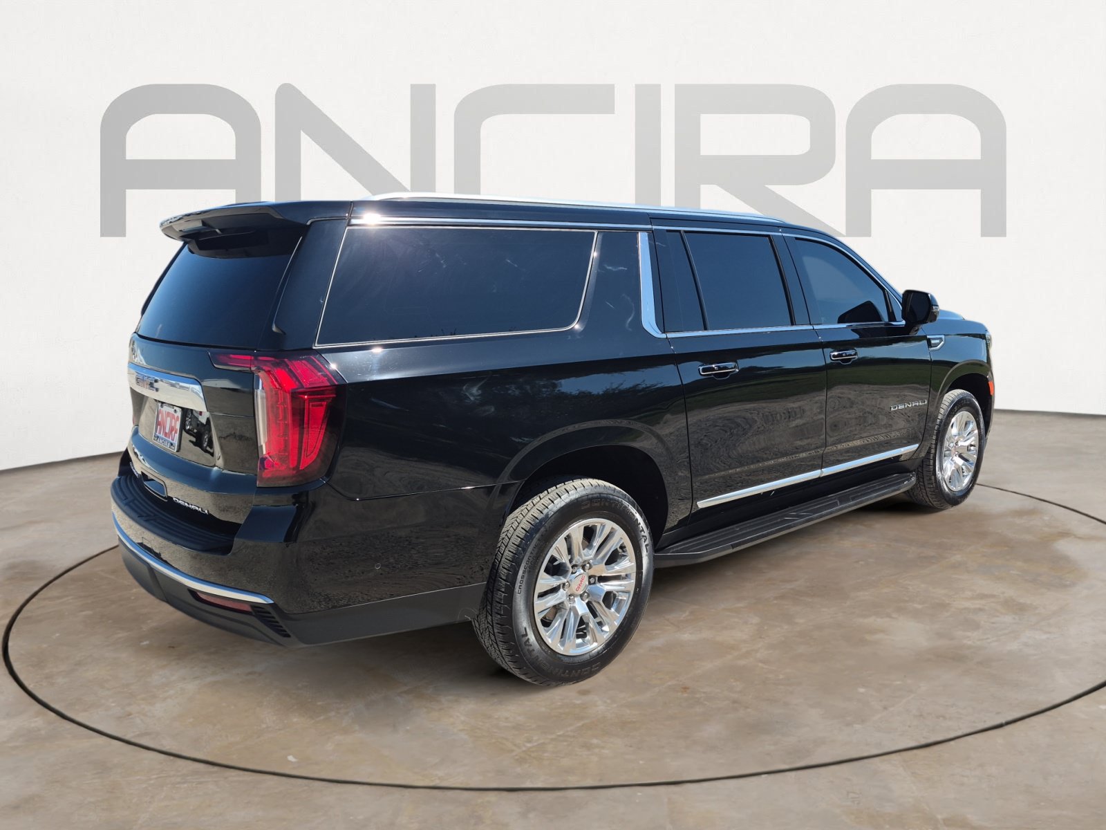 Used 2024 GMC Yukon XL Denali w/ Advanced Technology Package RWD image 10