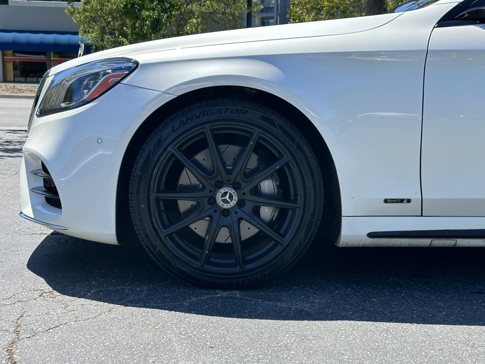 Used 2020 Mercedes-Benz S 560 4MATIC Sedan w/ AMG Line Exterior image 12