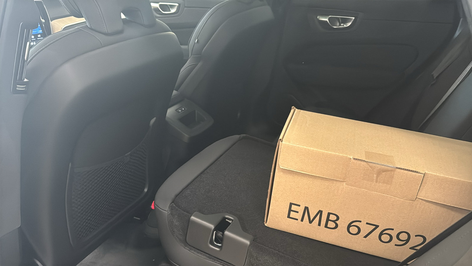 New 2026 Volvo XC60 B5 Plus w/ Protection Package Premier AWD/4WD image 27