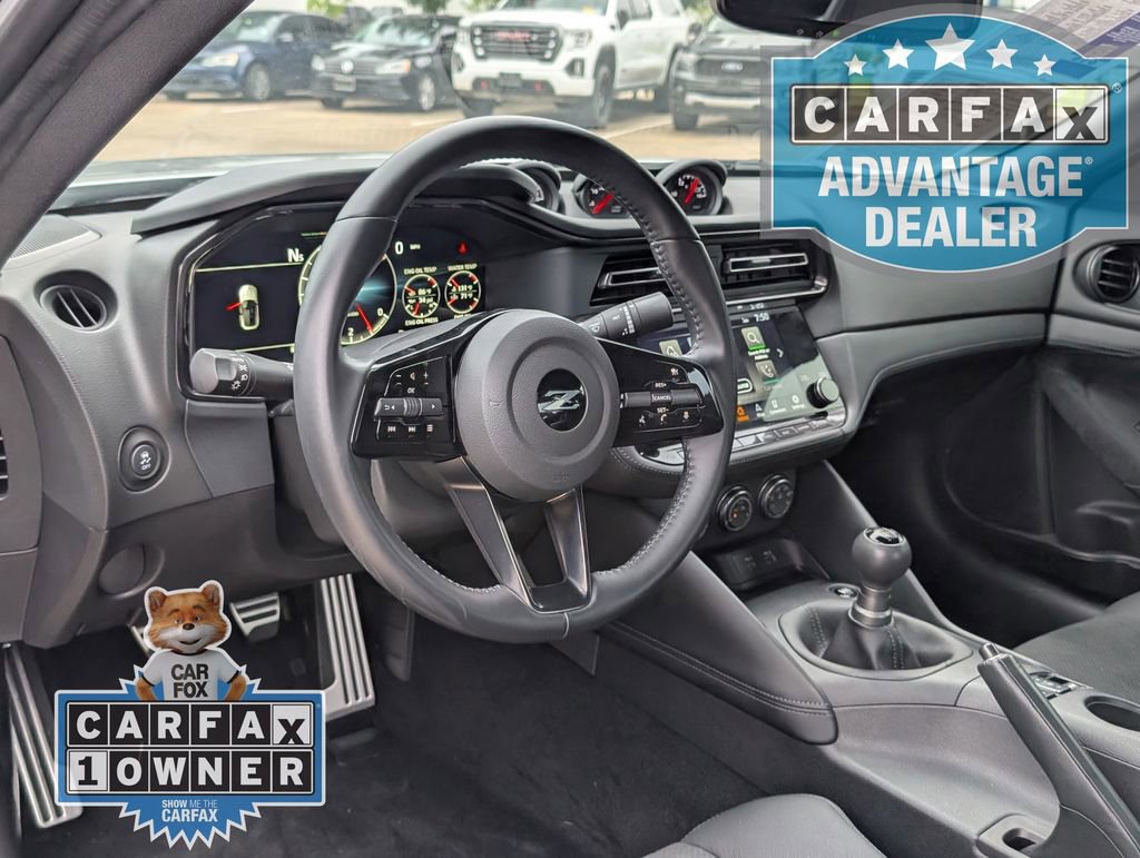 Used 2025 Nissan Z Performance w/ Floor Mat Package RWD image 5