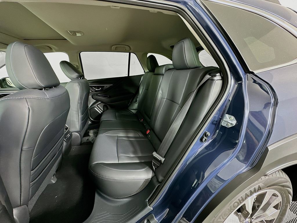 New 2025 Subaru Outback Limited image 32