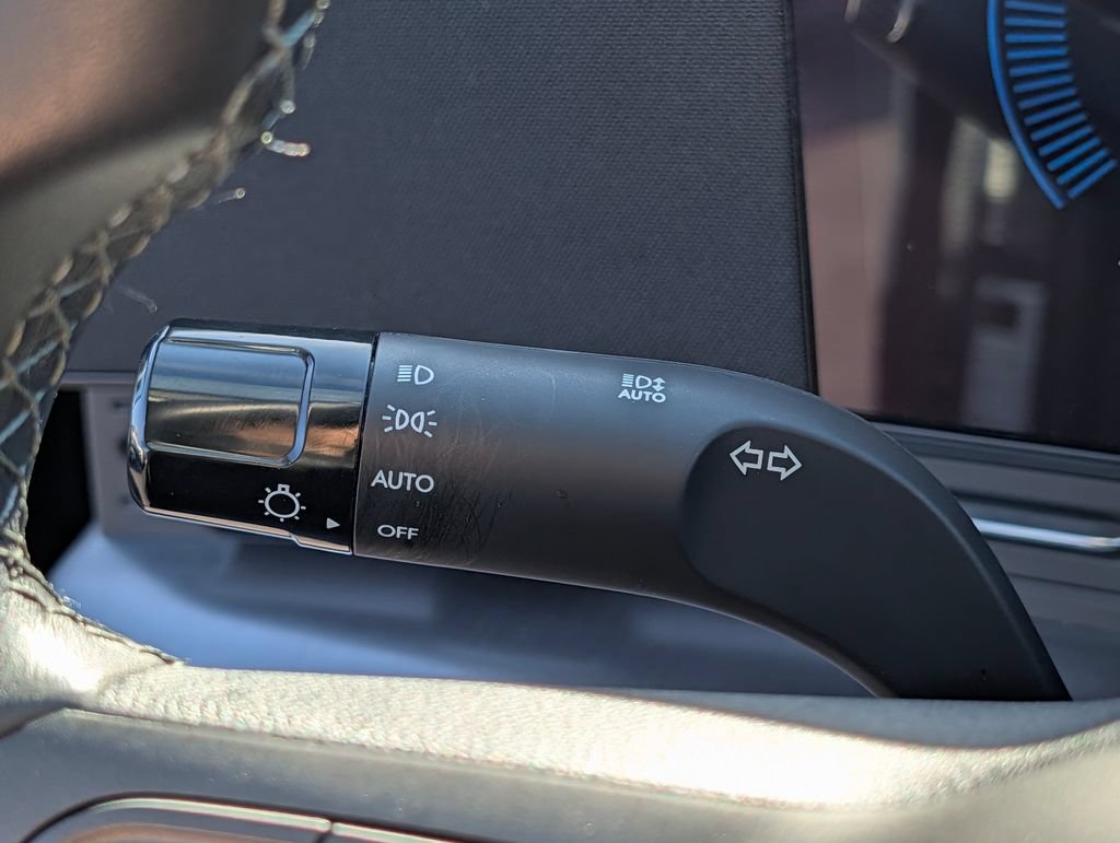Certified 2025 Hyundai Kona SEL FWD image 29