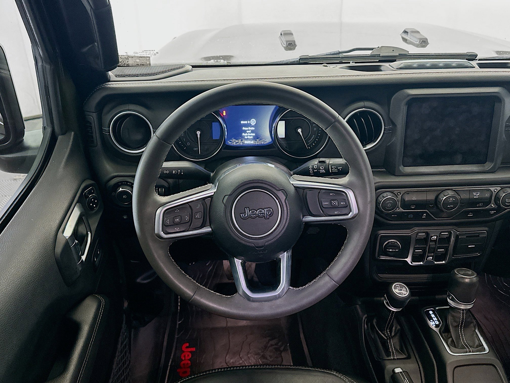 Used 2023 Jeep Wrangler Sahara image 17