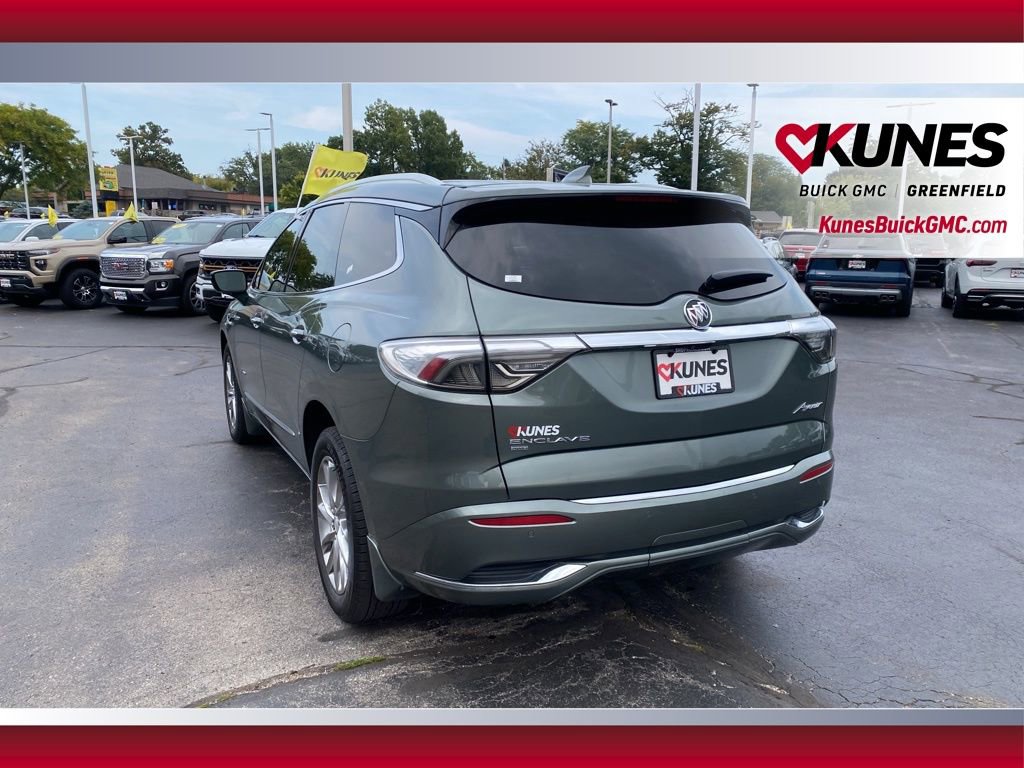 Used 2022 Buick Enclave Avenir w/ Avenir Technology Package image 9