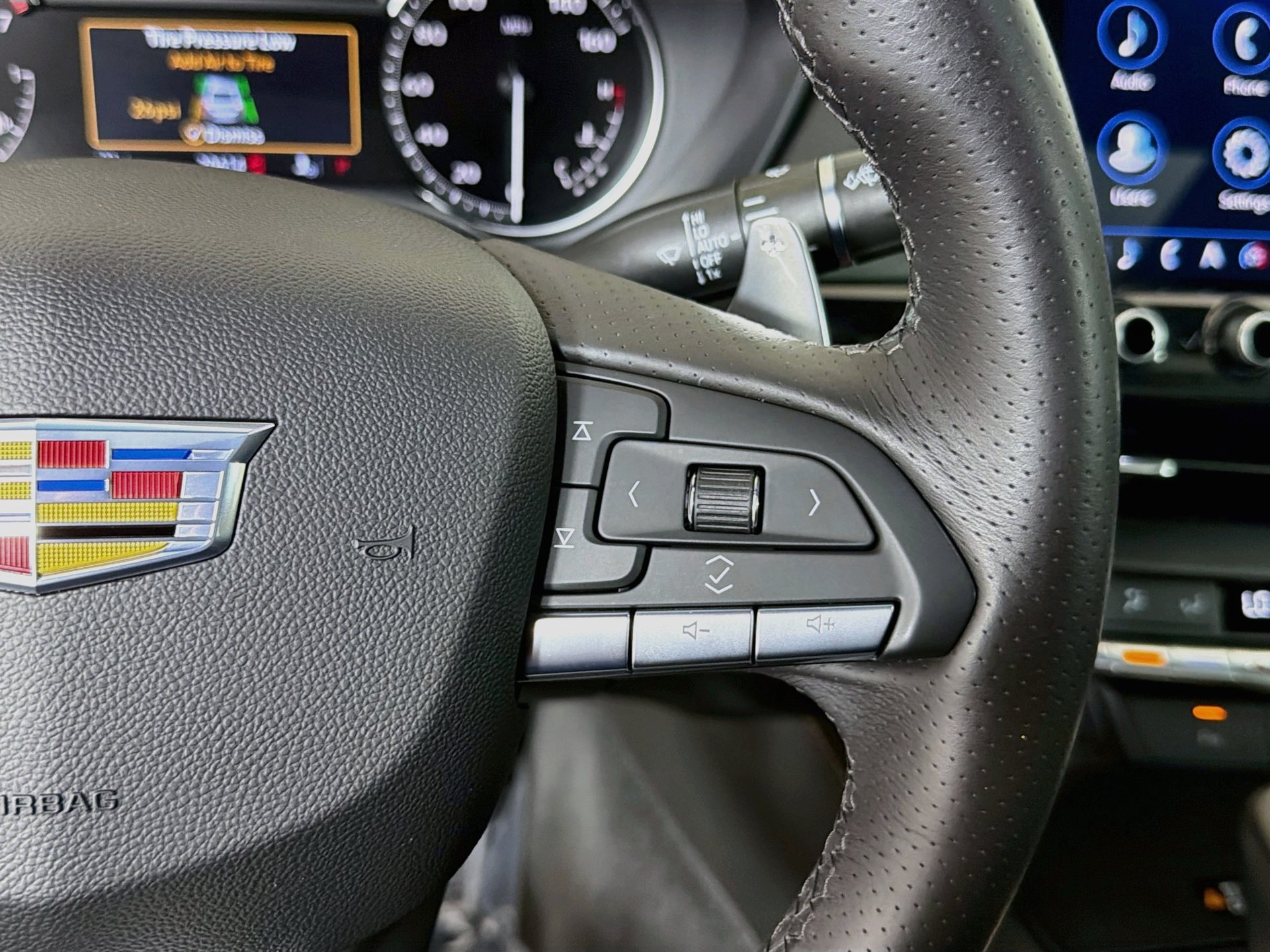 Used 2023 Cadillac CT4 Sport RWD image 38