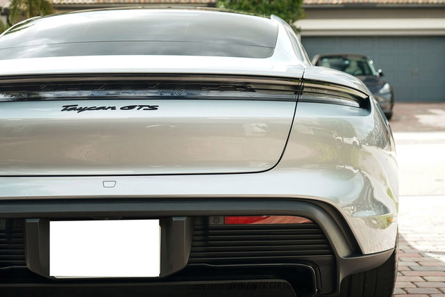 Used 2024 Porsche Taycan GTS AWD/4WD image 76