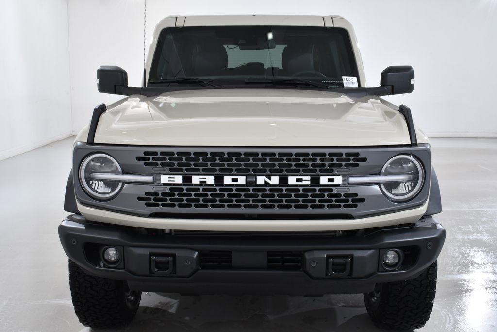 New 2025 Ford Bronco Badlands image 3