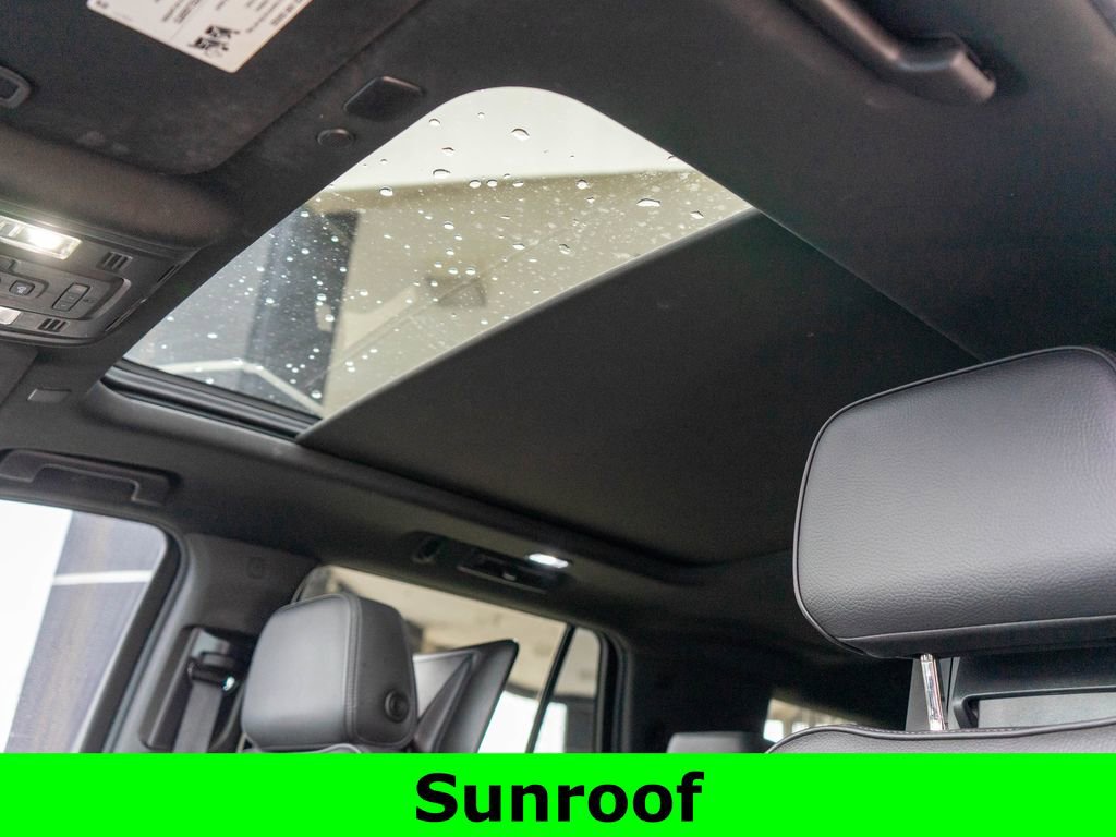 Used 2021 GMC Yukon Denali w/ Denali Ultimate Package AWD/4WD image 12