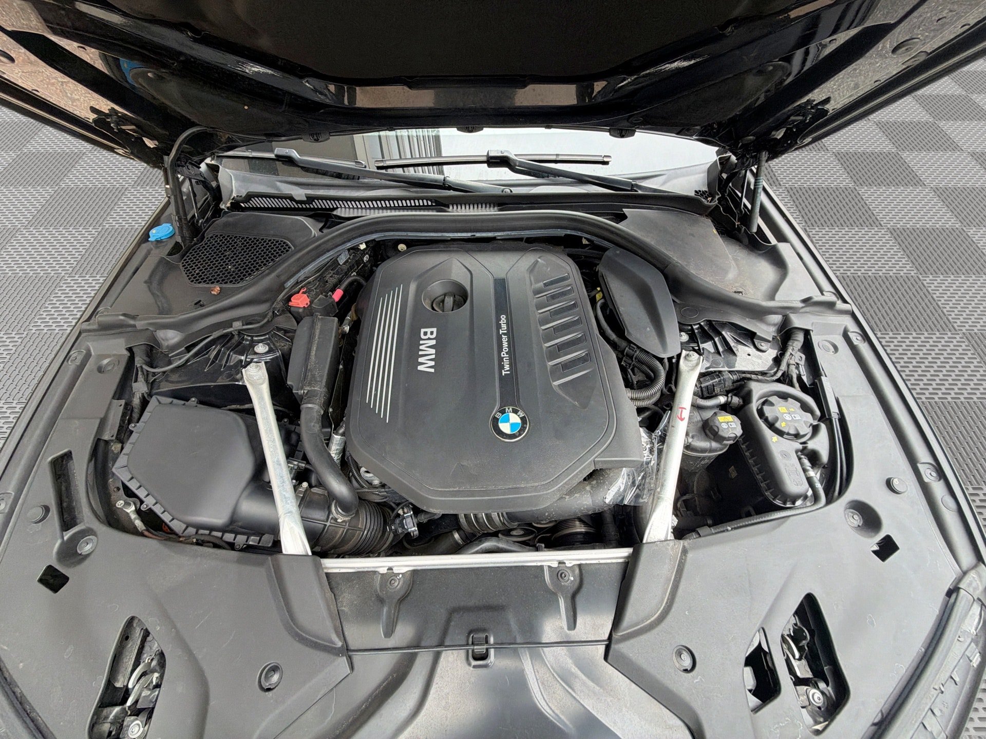 Used 2019 BMW 540i xDrive w/ M Sport Package AWD/4WD image 18