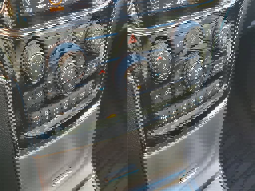 Used 2021 Jeep Grand Cherokee 80th Anniversary w/ Quick Order Package 28K 80th image 20