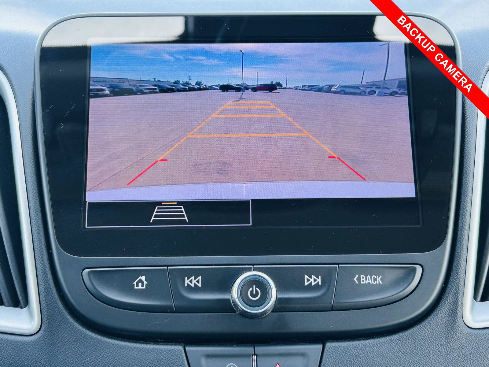 Used 2024 Chevrolet Malibu LT FWD image 8