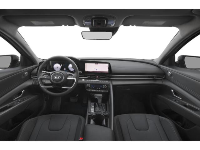 Used 2025 Hyundai Elantra SEL image 10