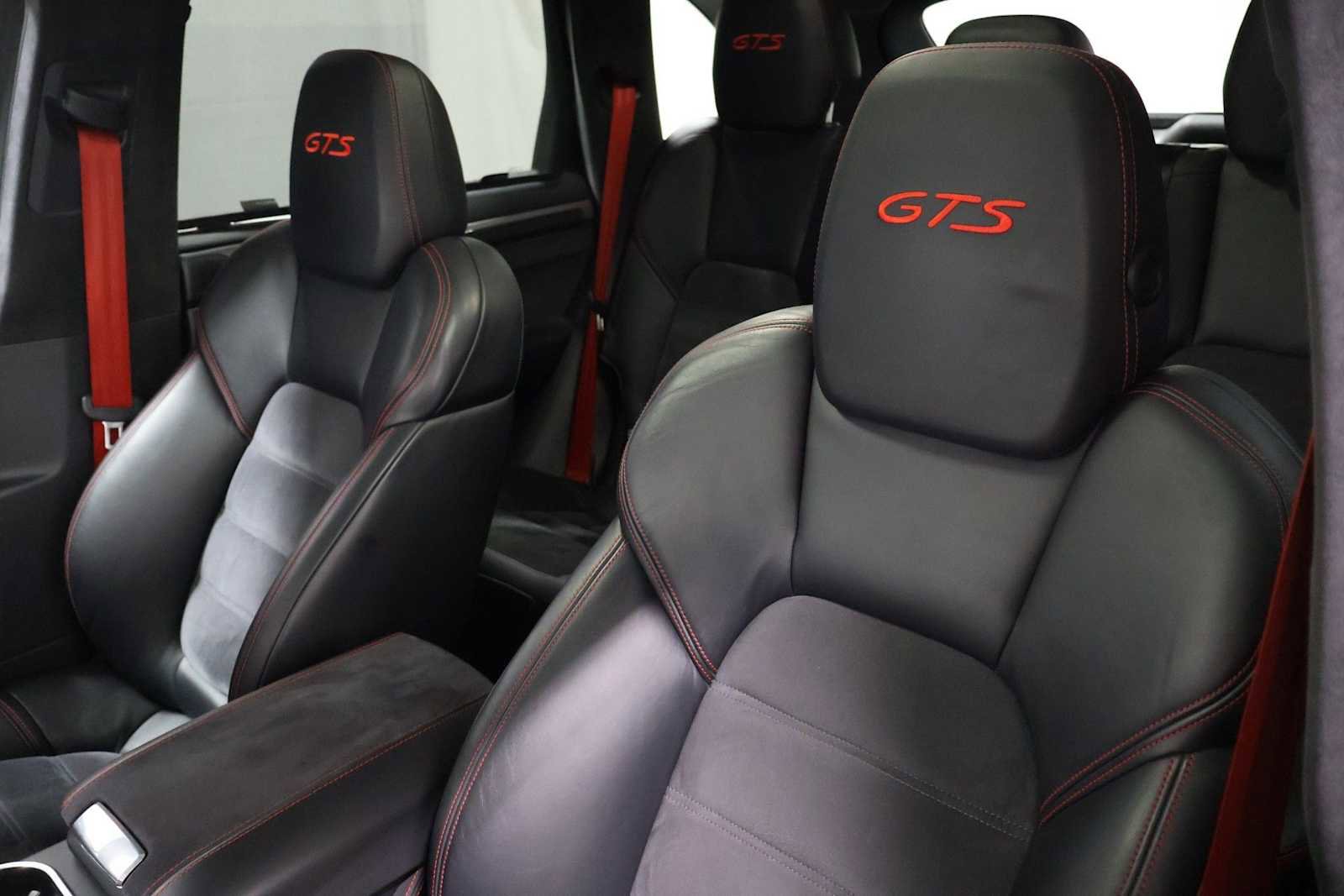 Used 2014 Porsche Cayenne GTS AWD/4WD image 19