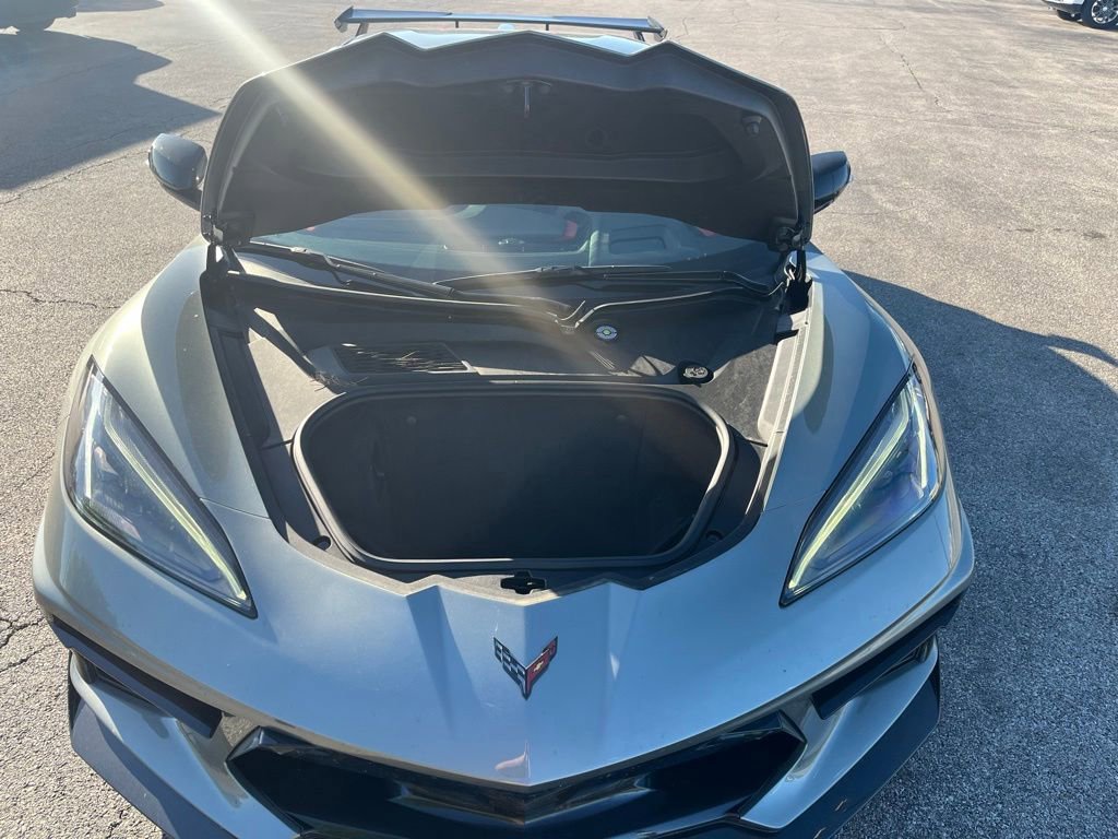 Used 2023 Chevrolet Corvette Stingray Preferred Conv w/ Battery Protection Package RWD image 9