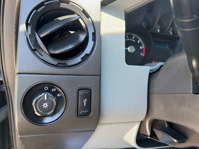 Used 2016 Ford F250 XL w/ XL Appearance Package AWD/4WD image 17