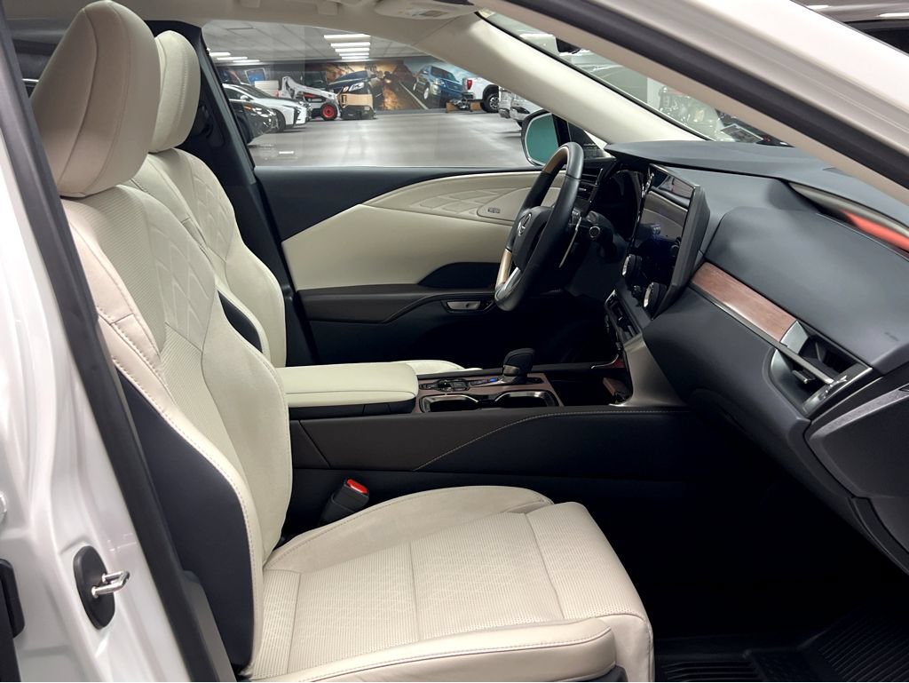 Certified 2025 Lexus RX 450h AWD w/ Convenience Package image 28