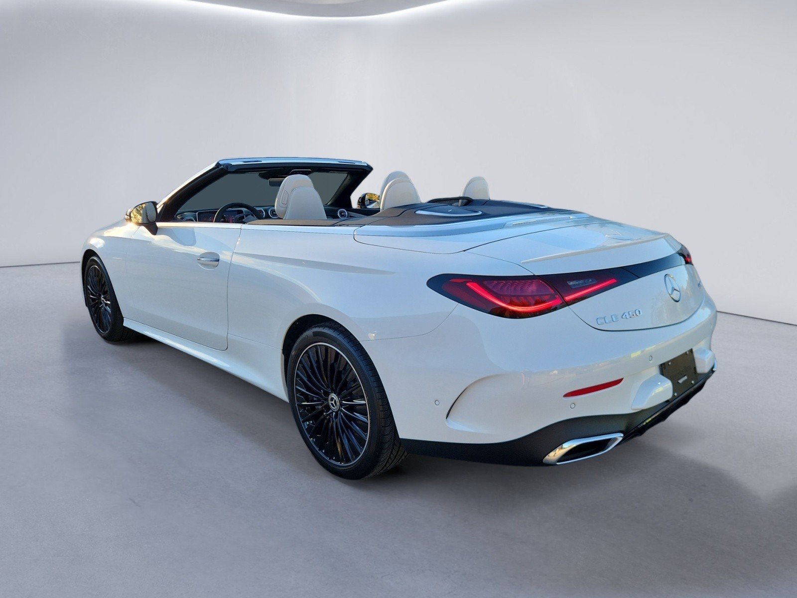 New 2027 Mercedes-Benz CLE 450 4MATIC Cabriolet image 5