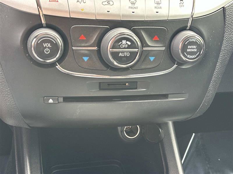 Used 2014 Dodge Journey Limited FWD image 20