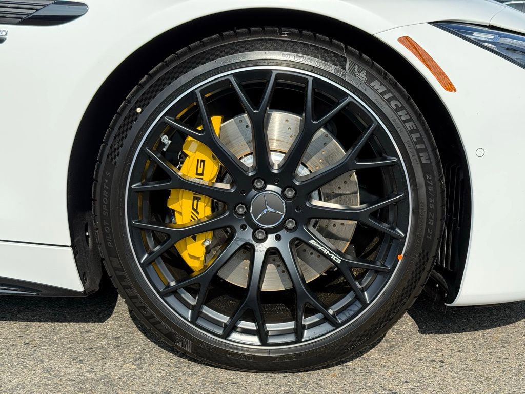 New 2026 Mercedes-Benz SL 55 AMG 4MATIC image 17