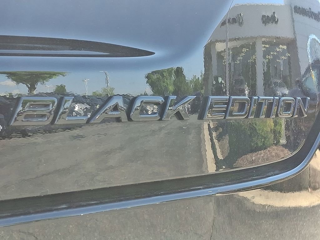 Used 2025 Honda Pilot Black Edition image 26