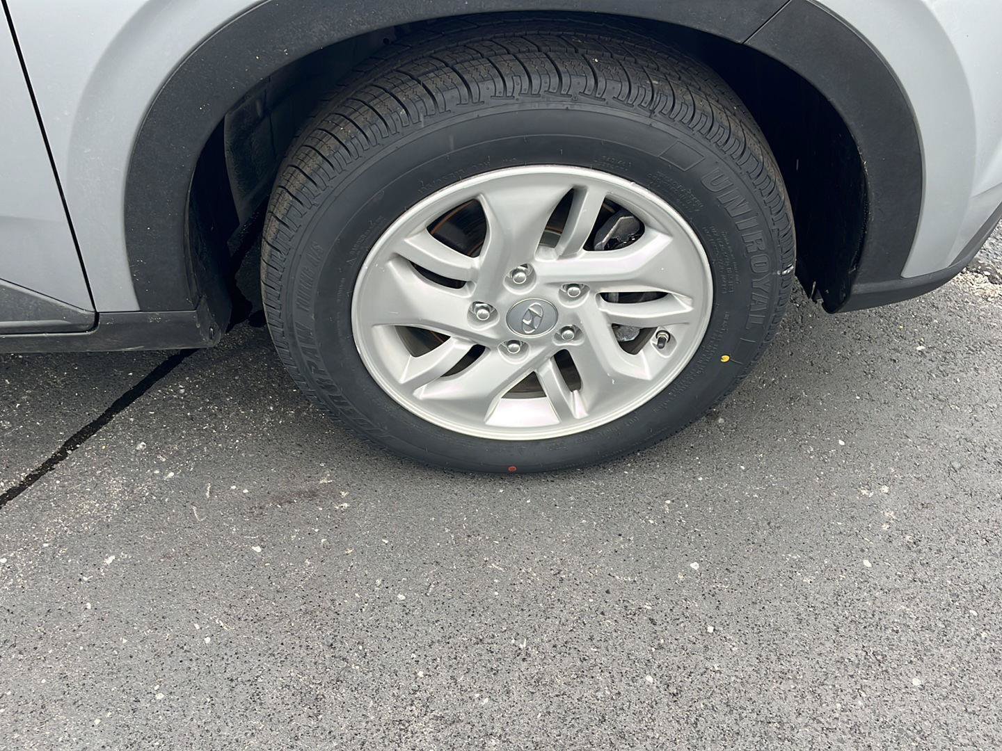Used 2021 Hyundai Venue SE FWD image 30