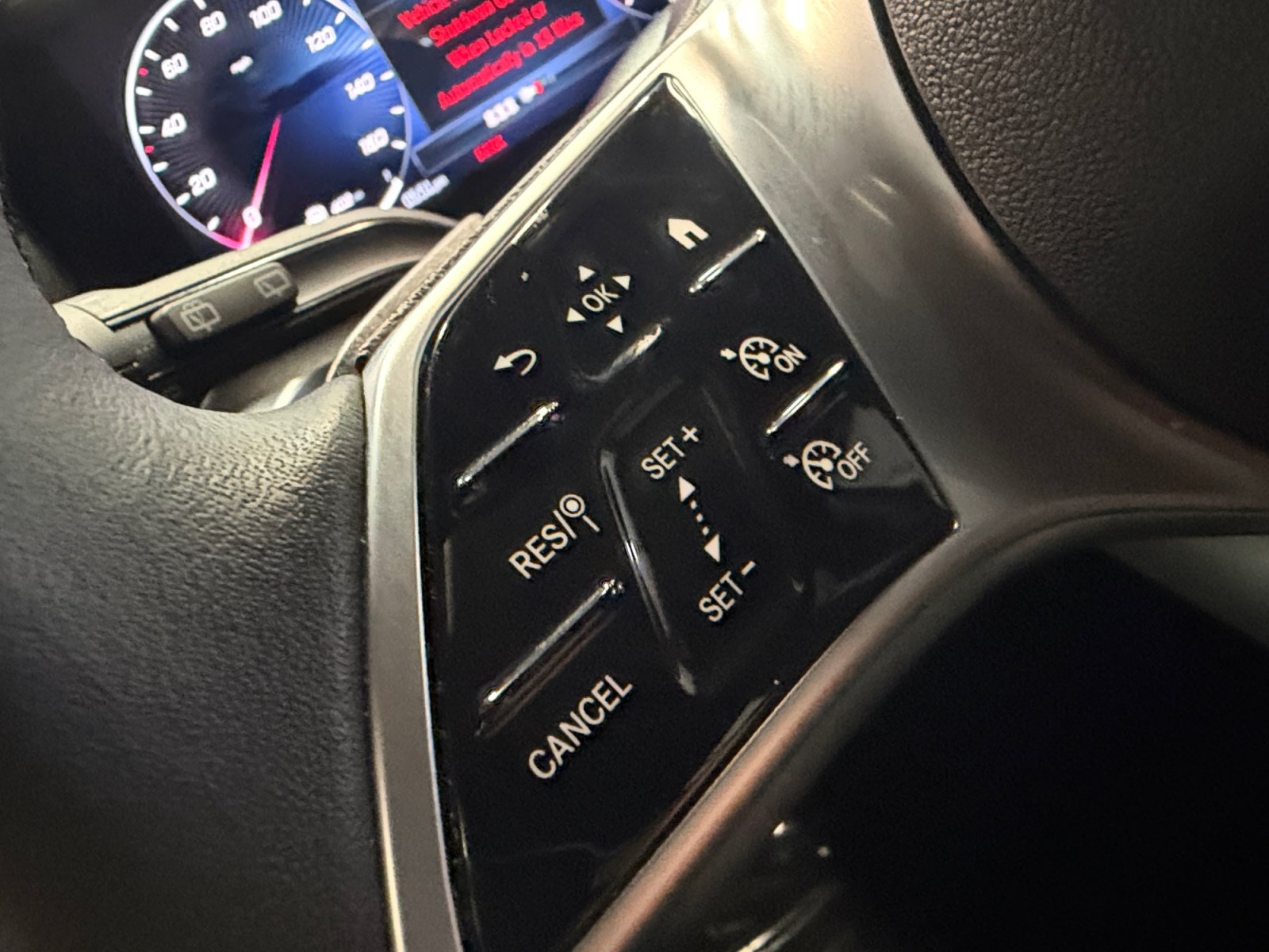 Used 2026 Mercedes-Benz GLB 250 image 25