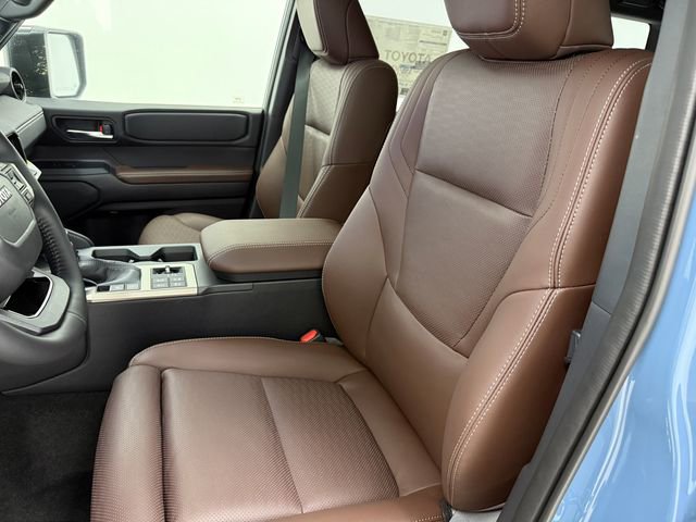 New 2026 Toyota Land Cruiser w/ Premium Package AWD/4WD image 28