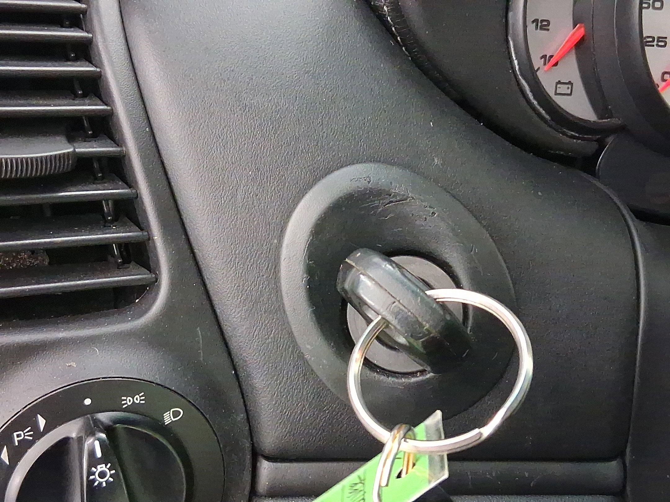 Used 2003 Porsche 911 Carrera 4S image 20